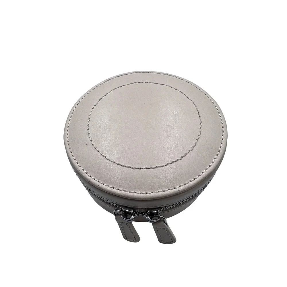 Wolf Jewelry Travel Case Women Small Beige Good Leather‎ LusterLoc Round Zip
